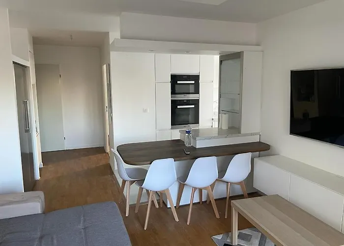 Apparemment Colombes