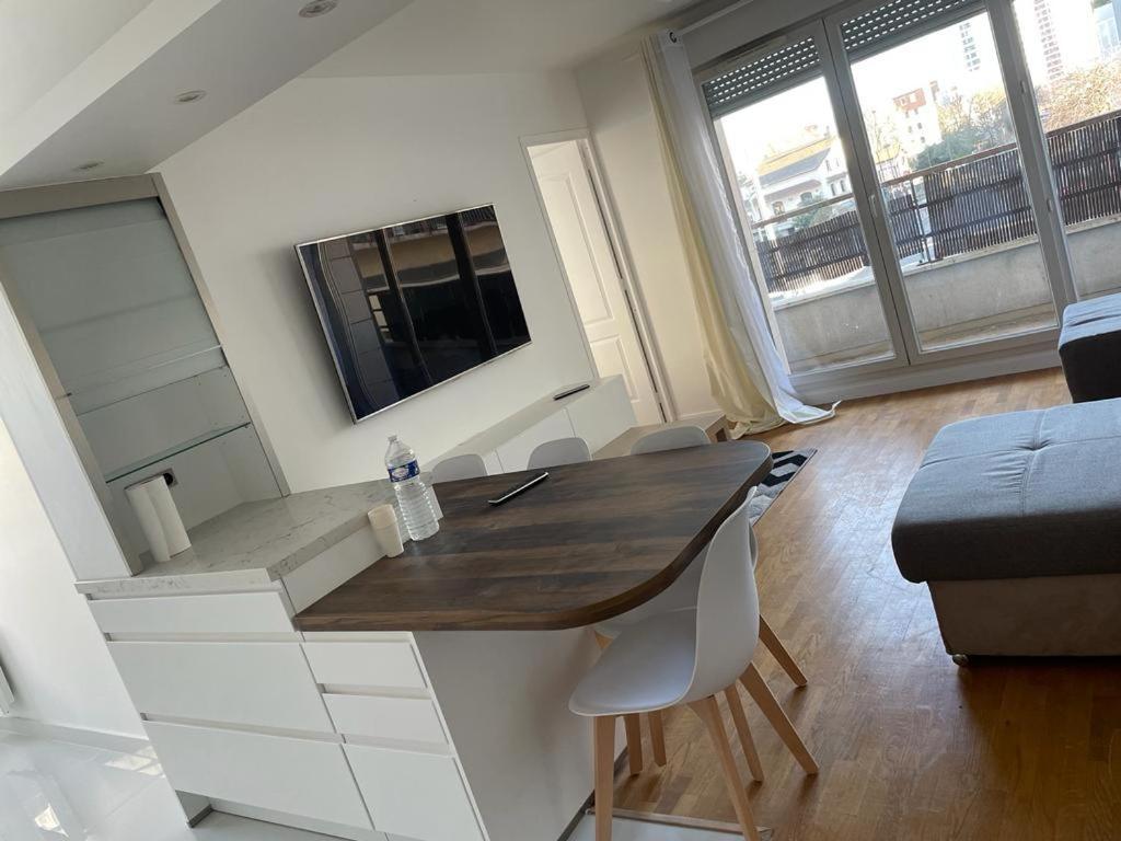 Apartment Apparemment Colombes Colombes (Hauts-de-Seine)